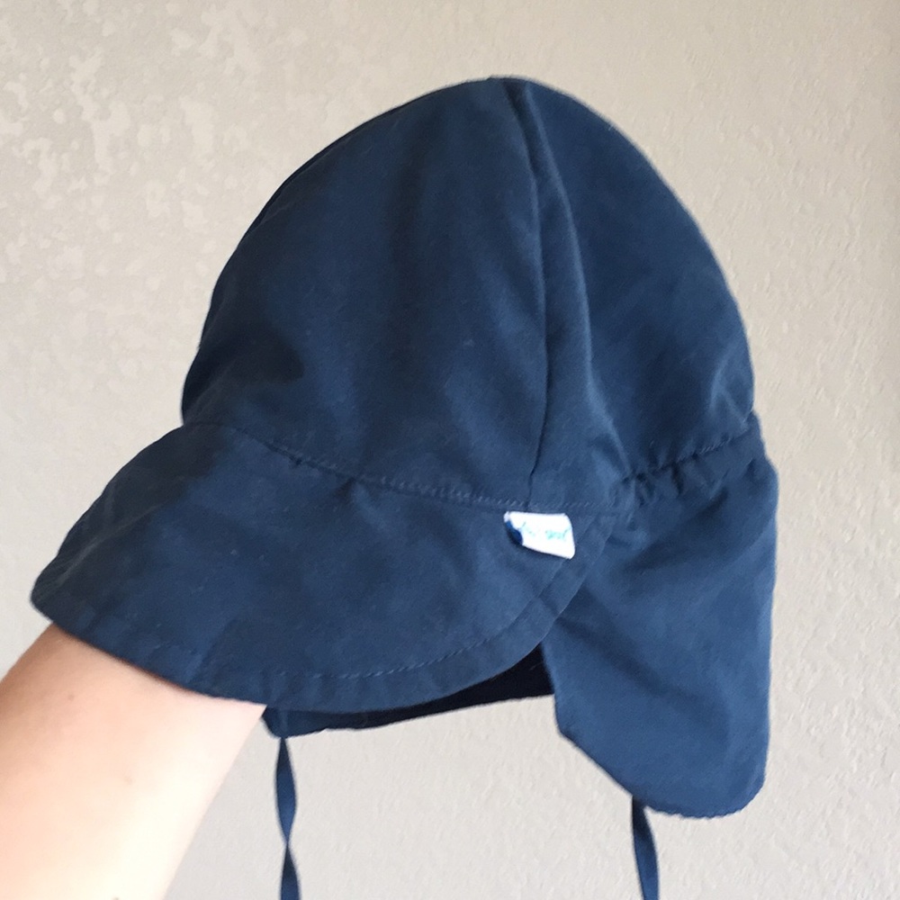 SUN HAT